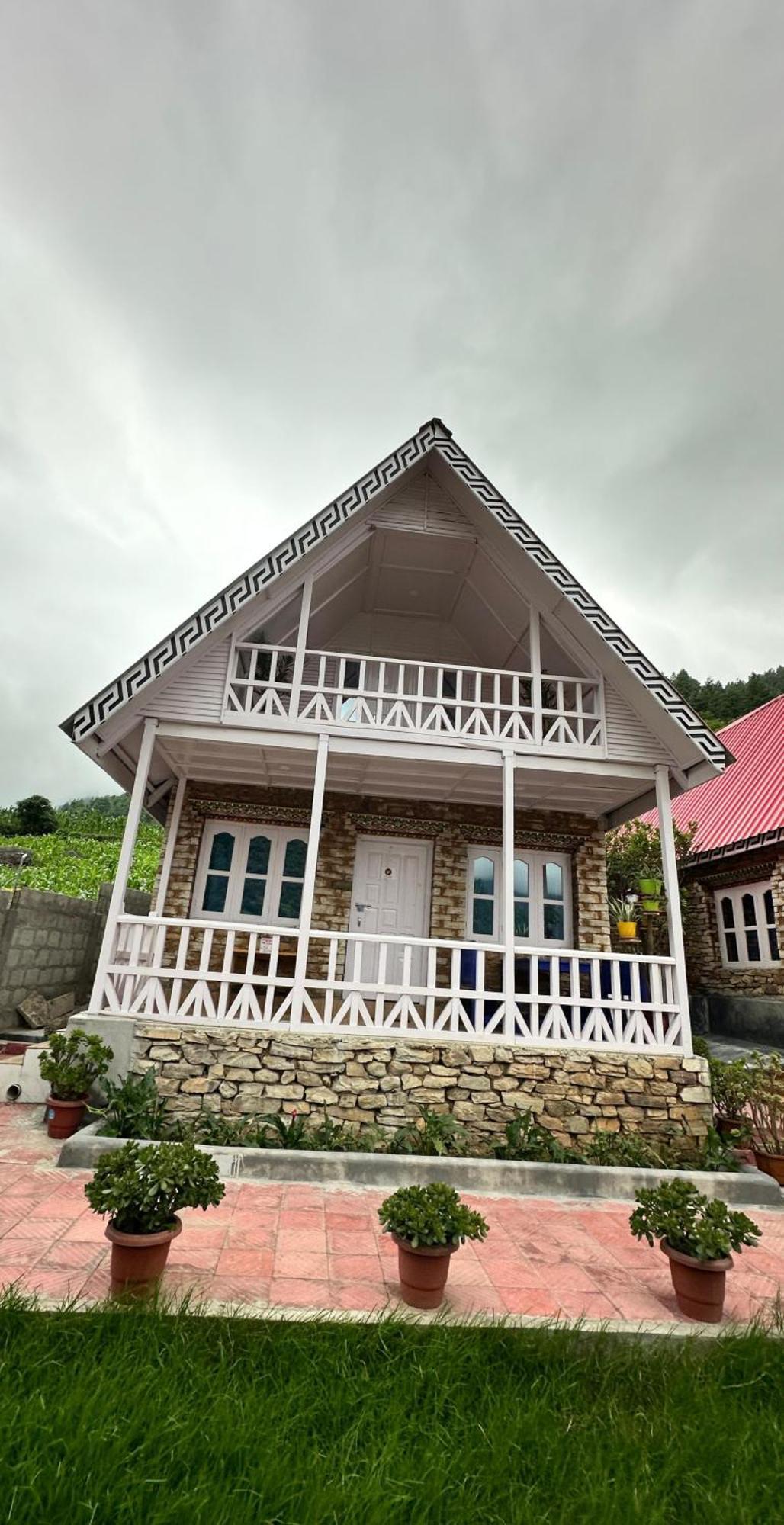 Ferienwohnung Brokpa Estate Dirāng Exterior foto
